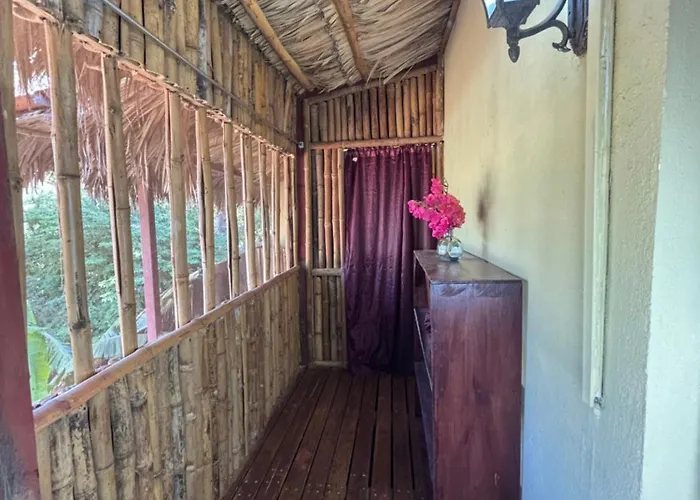 Tyler's Place 3* Coco