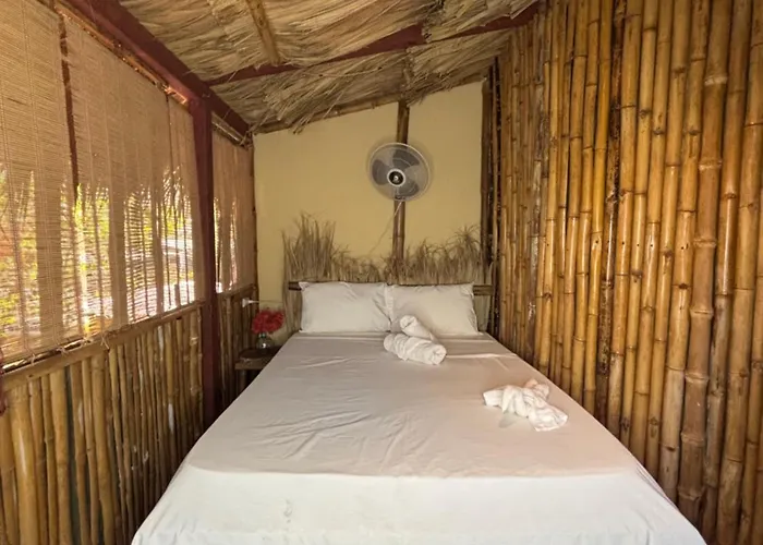 Hotel Tyler's Place 3*